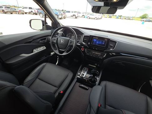 Used 2022 Honda Ridgeline Black Edition image 14