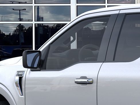 New 2026 Ford F150 XLT w/ XLT Chrome Appearance Package RWD image 42
