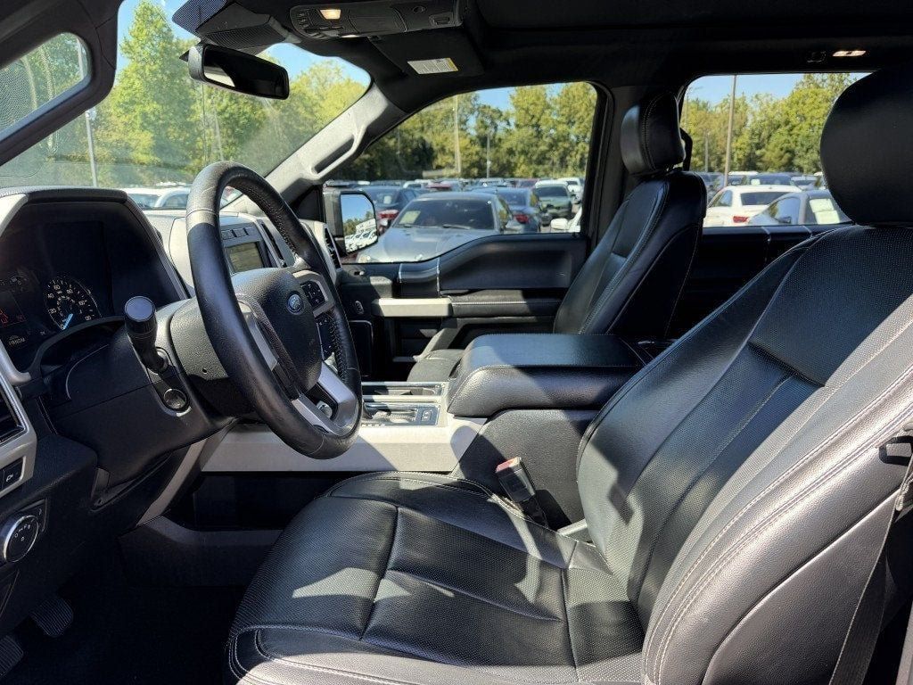 Used 2018 Ford F150 Lariat w/ Equipment Group 502A Luxury AWD/4WD image 12