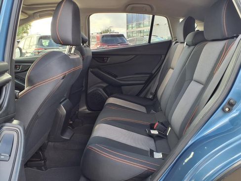 Used 2021 Subaru Crosstrek 2.0i Premium w/ Moonroof Package image 18