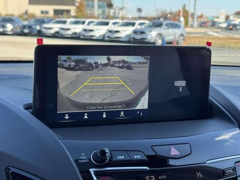 Certified 2025 Acura RDX w/ Technology Package image 18