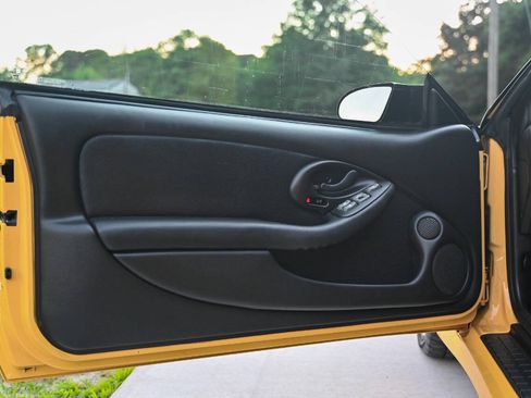 Used 2002 Pontiac Firebird Trans Am RWD image 80