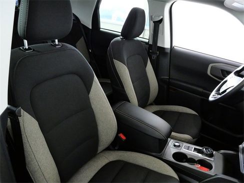 Used 2025 Ford Bronco Sport Big Bend w/ Convenience Package image 12