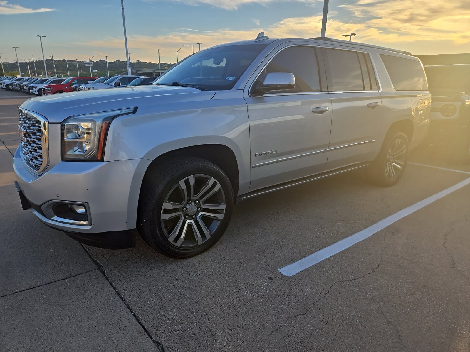Used 2019 GMC Yukon XL Denali w/ Denali Ultimate Package RWD 360° Tour