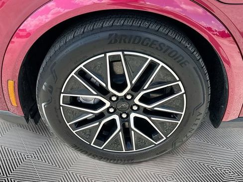 Used 2025 Ford Mustang Mach-E Premium RWD image 31