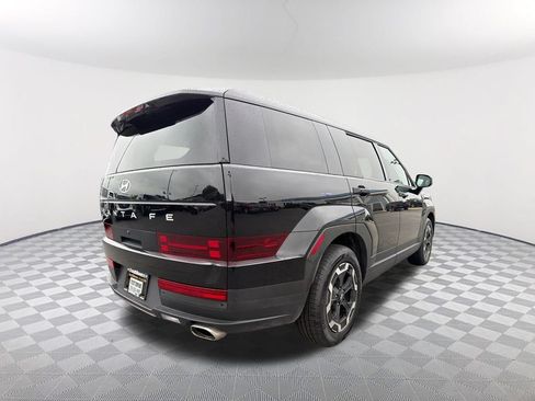 Used 2025 Hyundai Santa Fe SE FWD image 5