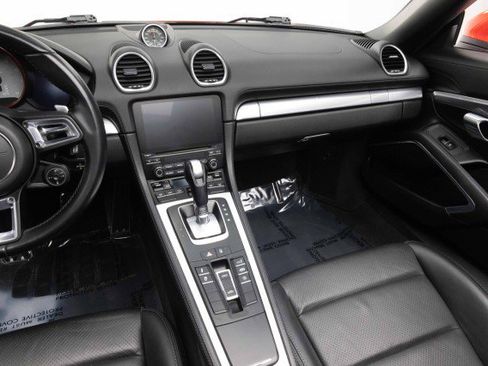 Used 2017 Porsche 718 Boxster S image 14