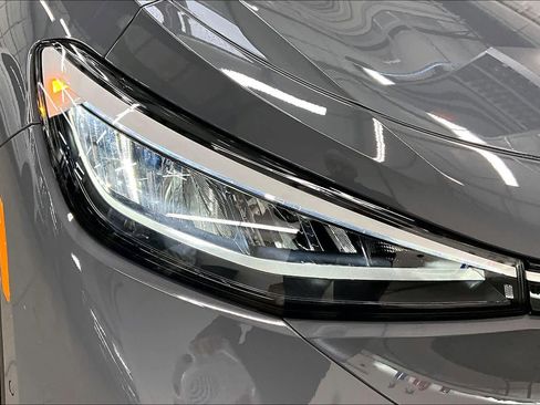 New 2026 Volkswagen ID.4 Pro image 30