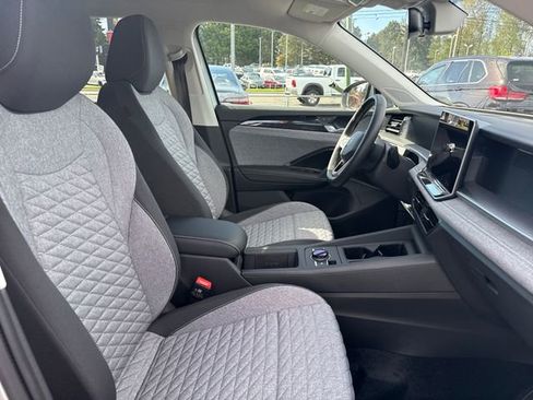 New 2026 Volkswagen Tiguan S AWD/4WD image 11