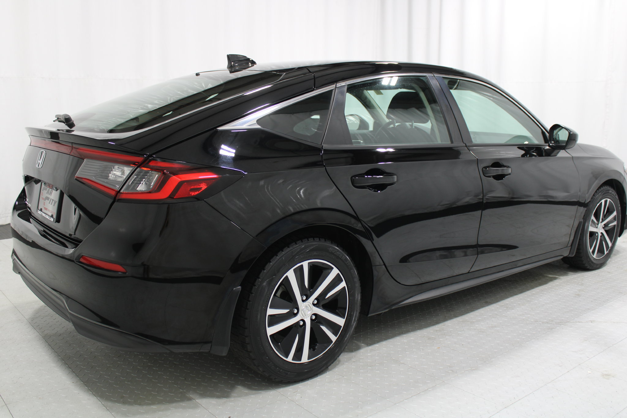 Used 2023 Honda Civic LX image 6