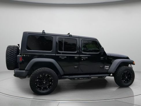 Used 2018 Jeep Wrangler Unlimited Sport S AWD/4WD image 31
