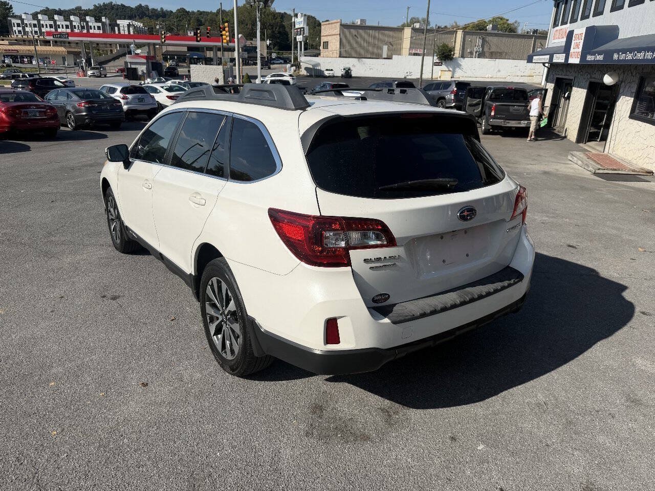 Used 2015 Subaru Outback 2.5i Limited w/ Popular Package #4 AWD/4WD image 6