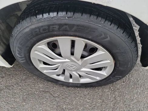 Used 2016 Honda Fit LX image 29