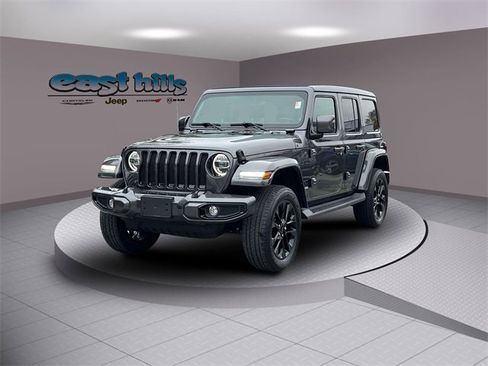 Certified 2021 Jeep Wrangler Unlimited Sahara image 3