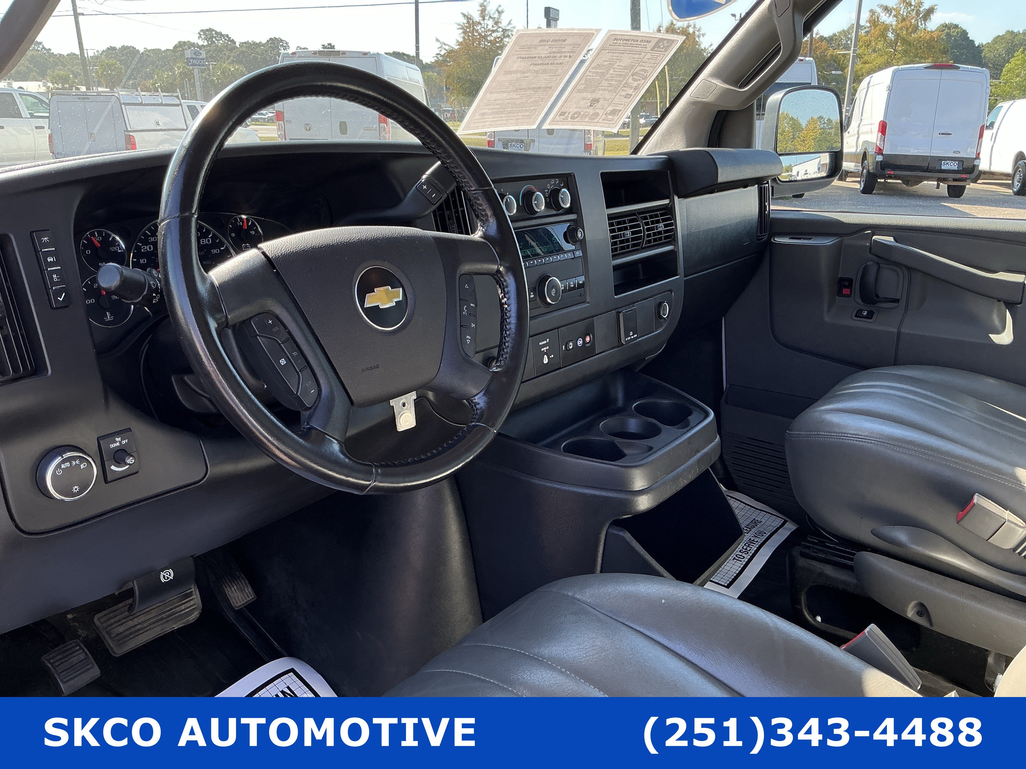 Used 2021 Chevrolet Express 2500 Extended w/ Driver Convenience Package RWD image 20