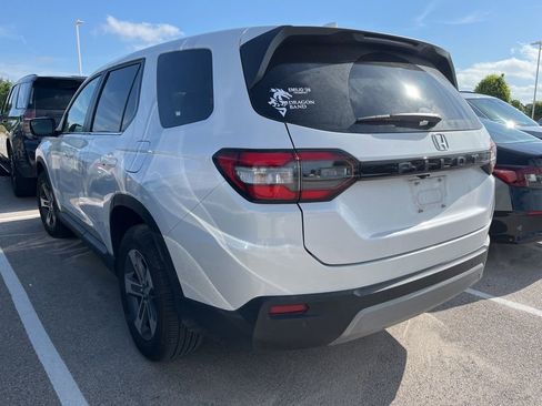 Used 2023 Honda Pilot EX-L image 4