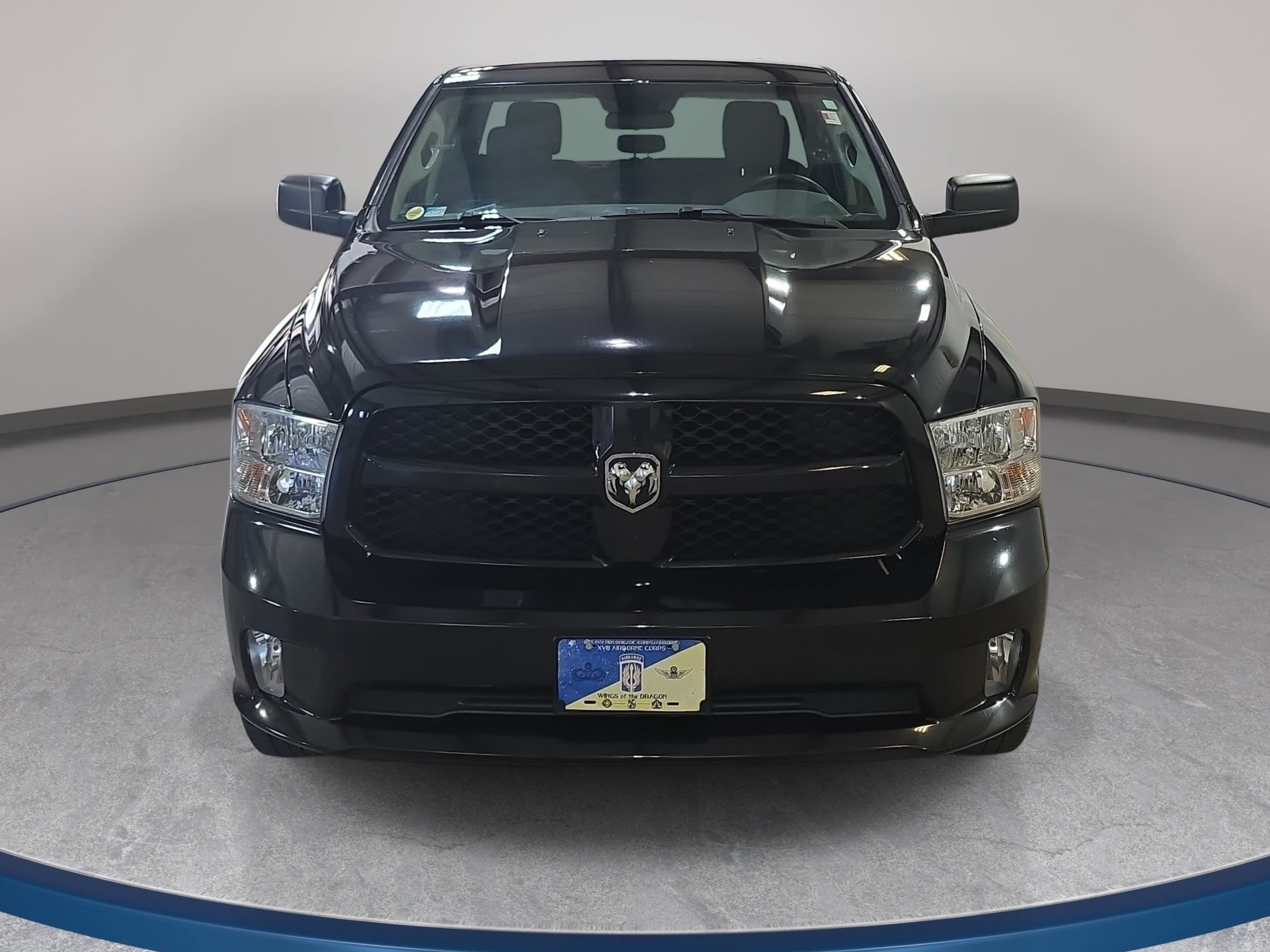 Used 2018 RAM 1500 Express w/ Express Value Package AWD/4WD image 3