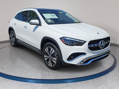 New 2026 Mercedes-Benz GLA 250 4MATIC image 3