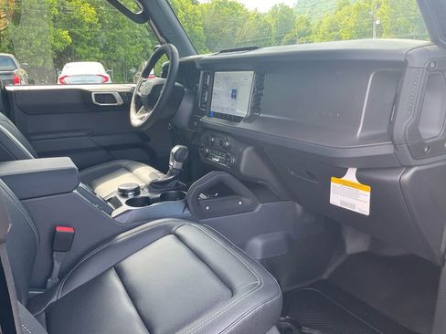 New 2026 Ford Bronco Big Bend w/ Black Diamond Package AWD/4WD image 10