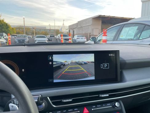 Used 2025 Hyundai Sonata SEL FWD image 24