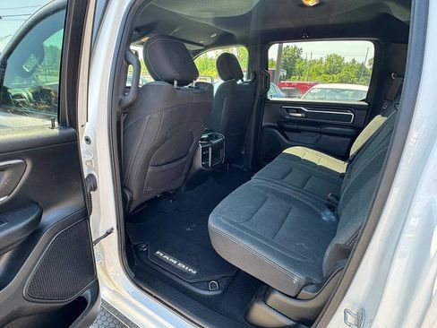 Used 2019 RAM 1500 Big Horn AWD/4WD image 10