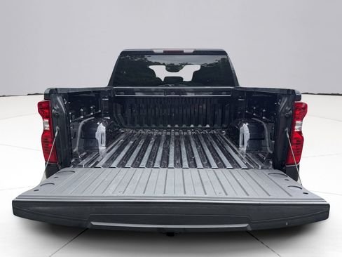 Used 2023 Chevrolet Silverado 1500 LT AWD/4WD image 18