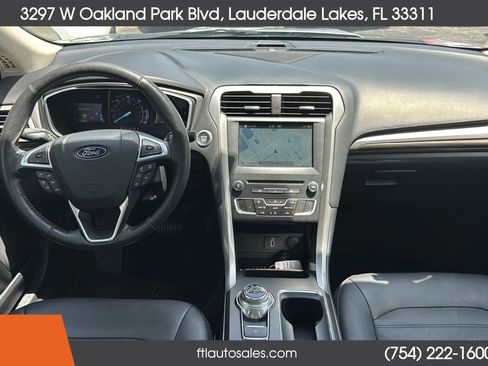 Used 2018 Ford Fusion SE w/ Equipment Group 602A FWD image 31