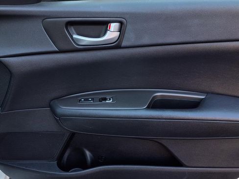 Used 2016 Kia Optima LX image 25