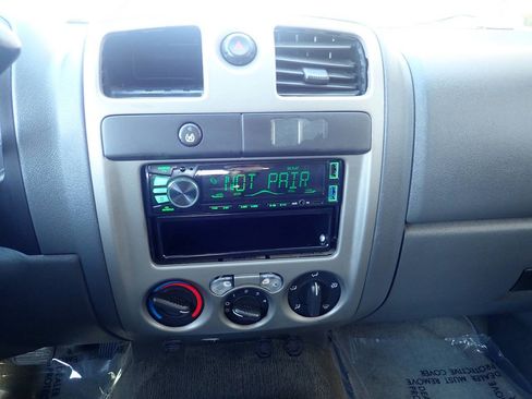 Used 2004 Chevrolet Colorado LS w/ Power Convenience Package RWD image 5
