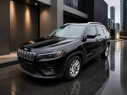 Used 2019 Jeep Cherokee Latitude w/ Popular Appearance Group