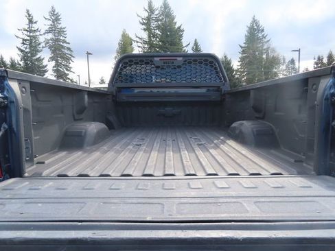 Used 2021 Chevrolet Silverado 2500 LT w/ Convenience Package image 8