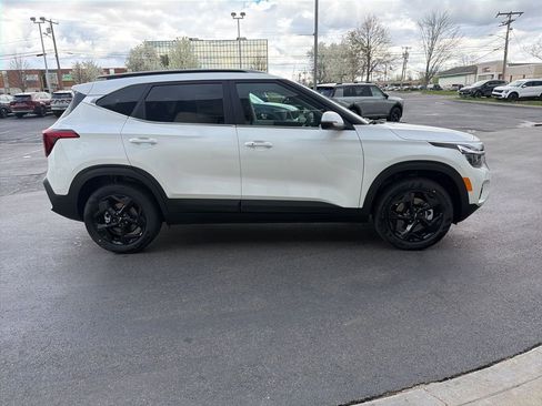 New 2026 Kia Seltos EX AWD/4WD image 5