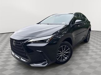 Used 2025 Lexus NX 250 FWD w/ Towing Package (2000 Lbs) video 2