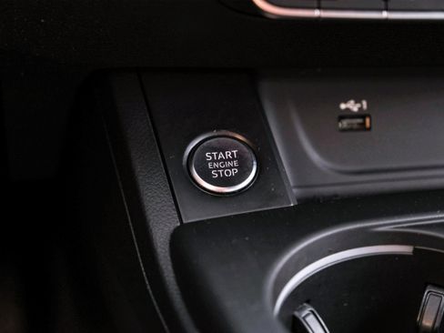 Used 2018 Audi A4 2.0T Ultra Premium Plus w/ Premium Plus Package image 19