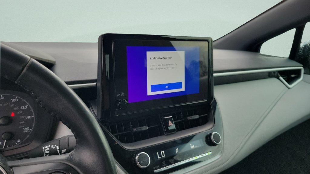 Used 2024 Toyota Corolla SE FWD image 16