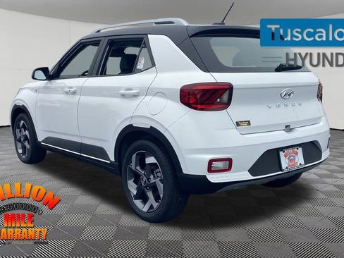 New 2026 Hyundai Venue SEL image 6