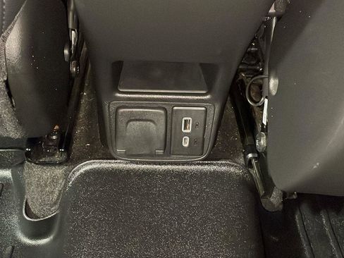 Used 2021 Chevrolet TrailBlazer RS w/ Convenience Package image 10