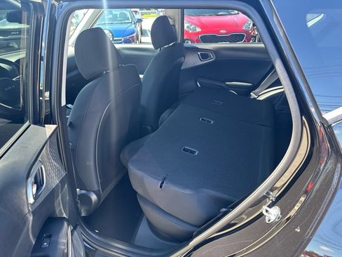 Certified 2025 Kia Soul S FWD image 15