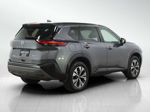 Used 2021 Nissan Rogue SV image 5