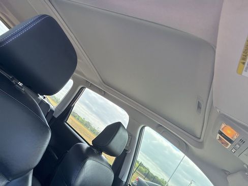 Used 2016 Subaru Forester 2.5i Limited w/ Popular Package #2 image 13