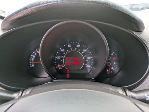 Used 2019 Kia Soul FWD image 32