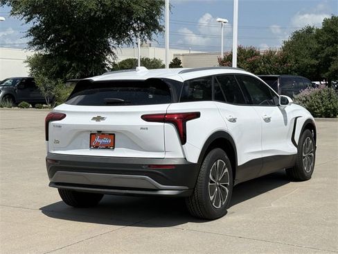 New 2025 Chevrolet Blazer EV LT image 4