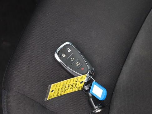 Used 2023 Chevrolet Malibu LT image 31