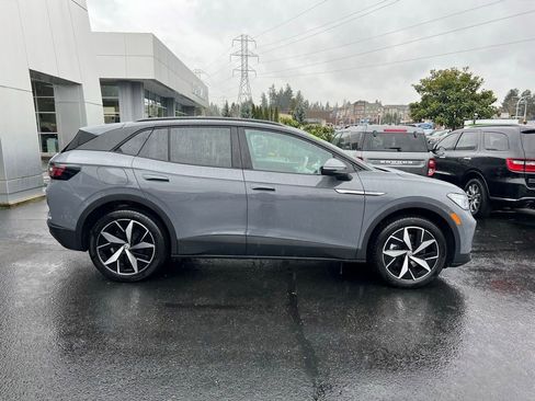 Used 2023 Volkswagen ID.4 Pro S image 6