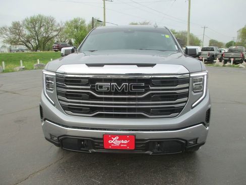 Used 2024 GMC Sierra 1500 SLT w/ SLT Premium Package image 10