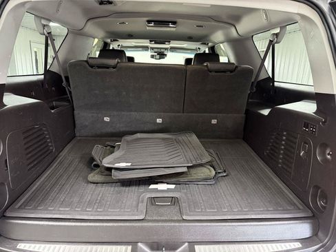 Used 2016 Chevrolet Suburban LT AWD/4WD image 37