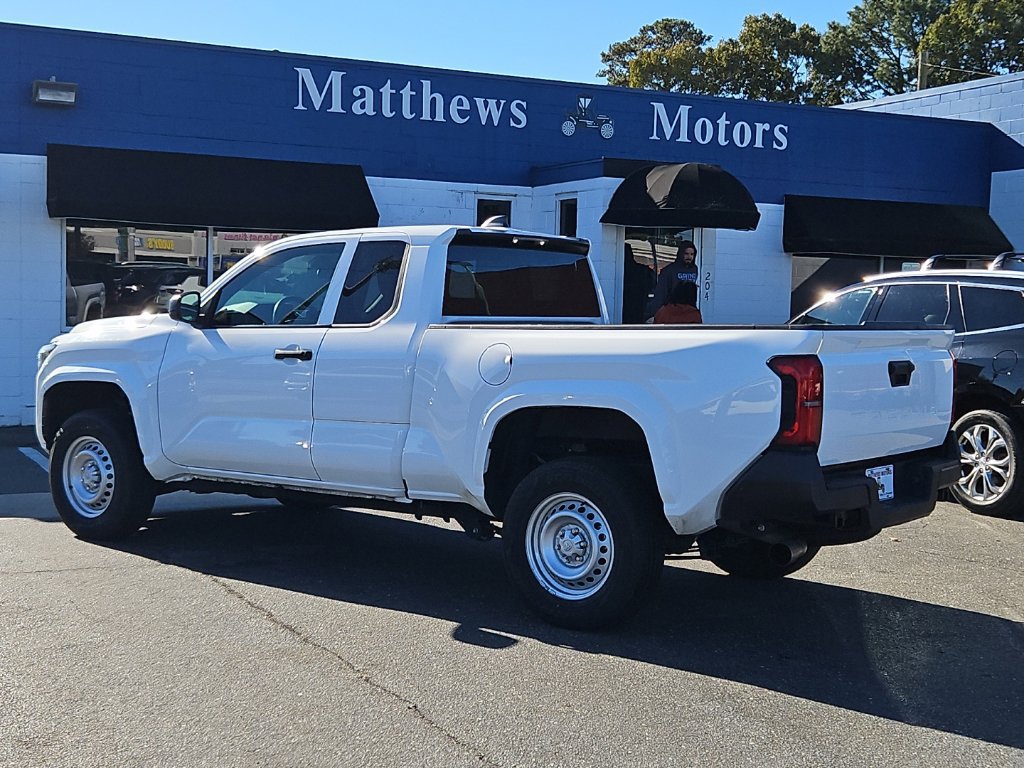 Used 2025 Toyota Tacoma SR RWD image 5