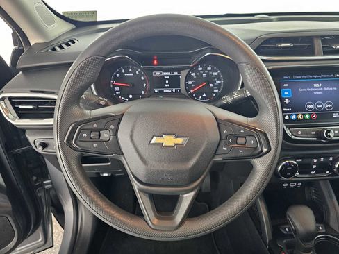 Used 2023 Chevrolet TrailBlazer LT w/ Convenience Package image 22