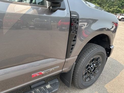 New 2025 Ford F350 Lariat w/ Lariat Ultimate Package image 9