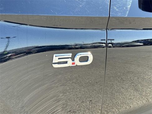 Used 2018 Ford Mustang GT w/ Equipment Group 301A image 11